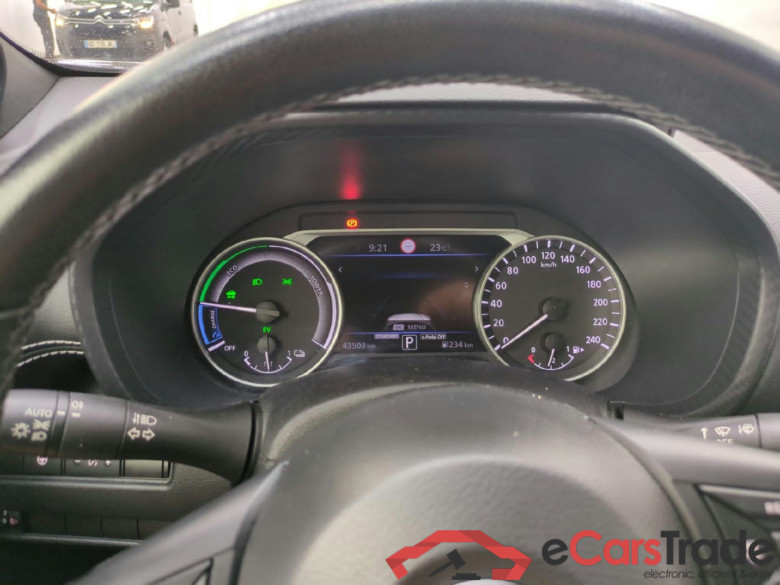 NISSAN Juke / 2019 / 5P / Crossover Hybrid 143 Business+ #6