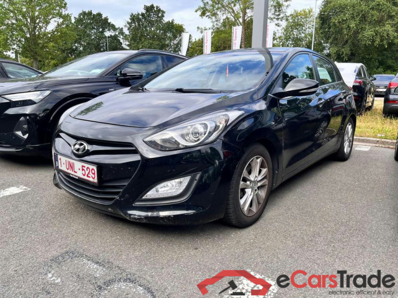 HYUNDAI i30 1.6 T-GDi Sky DCT #1