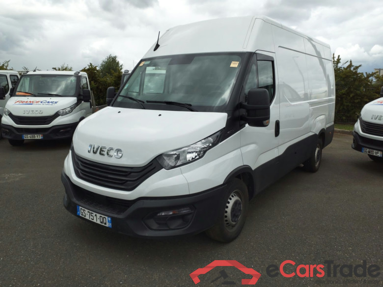 IVECO 35S IVECO 35S  14V 3,5T 136CV 3520L Q-LEAF 4X2 #1