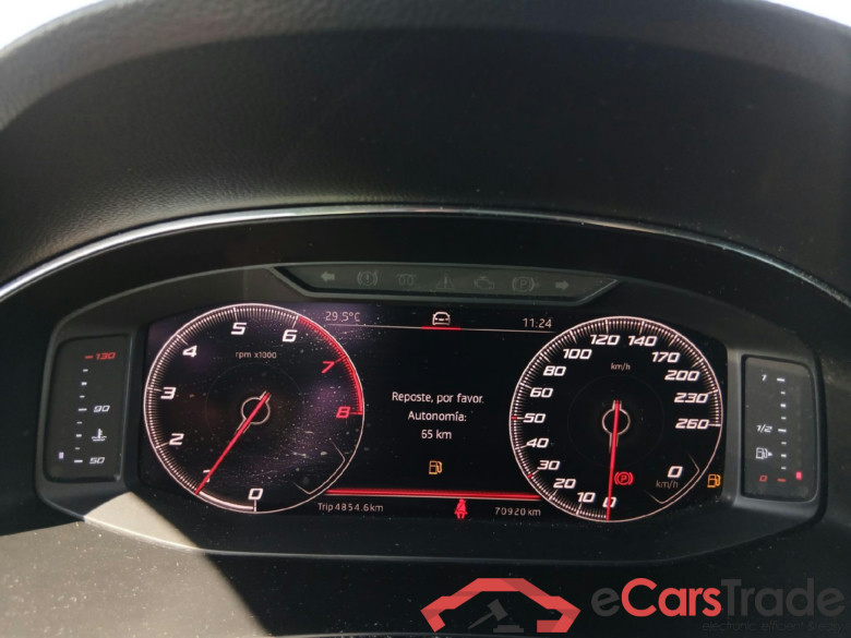 SEAT Arona / 2017 / 5P / todoterreno 1.0 TSI 70kW (95CV) Style Edition Eco (CX) #4