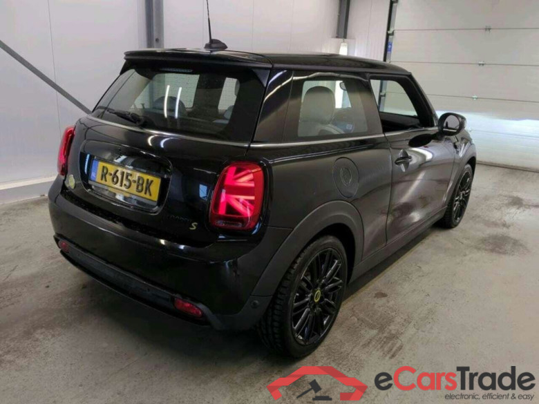 Mini Electric MINI Yours 33 kwh #2