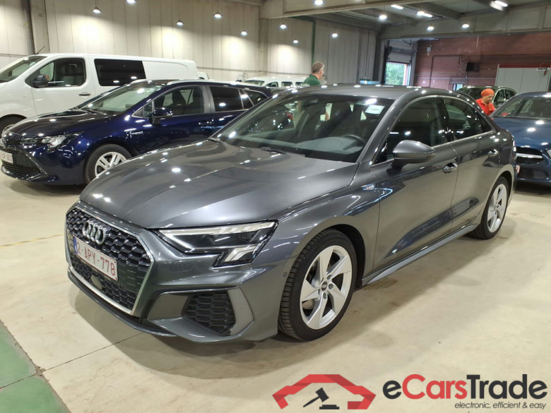 AUDI A3 SEDAN - 2020 35 TFSI S line S tronic #1