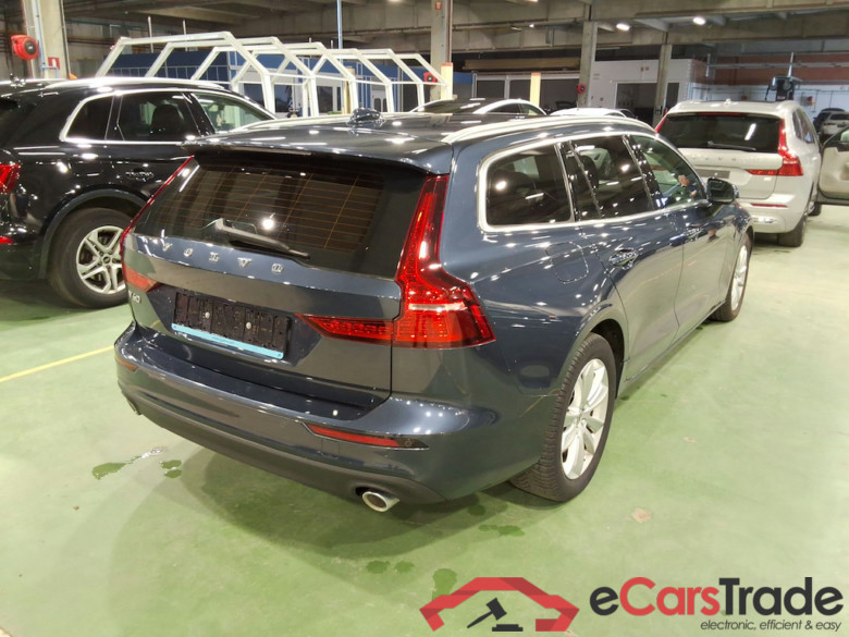 VOLVO V60 2.0 B3 GEARTRONIC MOMENTUM PRO #4