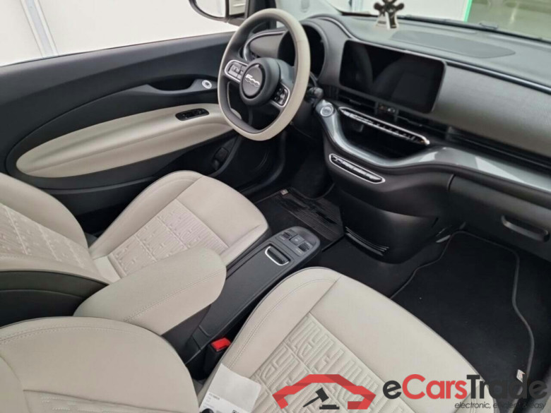 FIAT 500E LA PRIMA BY BOCELLI 42KWH #3