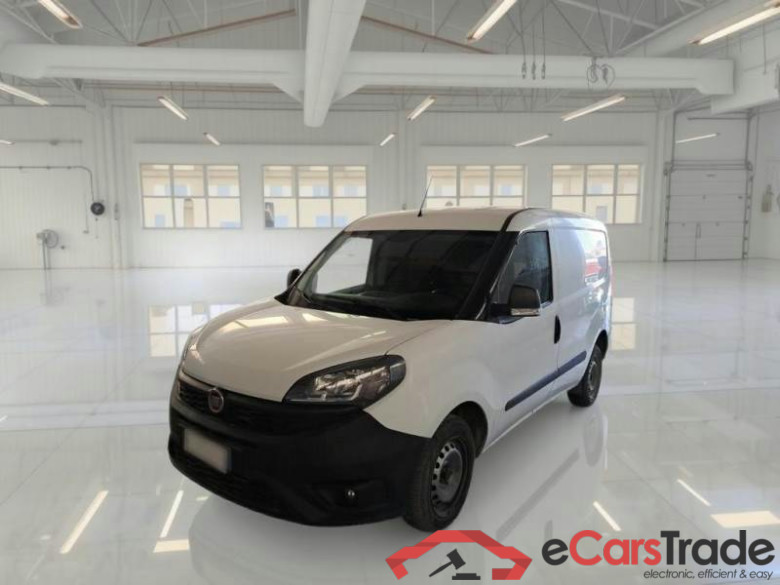 FIAT DOBLÒ CARGO / 2014 / 4P / VETT. FURGONATA CH1 BUSINESS 1.3 MJET 95CV E6D SeS #2
