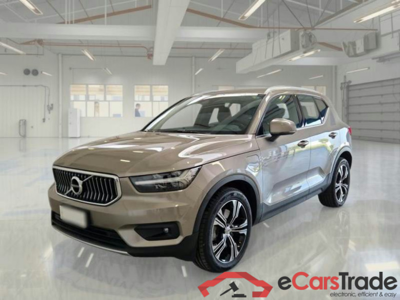 VOLVO XC40 / 2017 / 5P / SUV T5 PLUG-IN HYBRID RECH INSCRIP EXPR