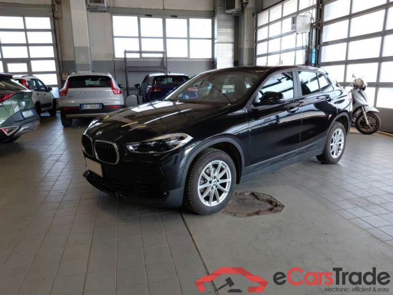 BMW X2 / 2017 / 5P / SUV SDRIVE 16D BUSINESS X