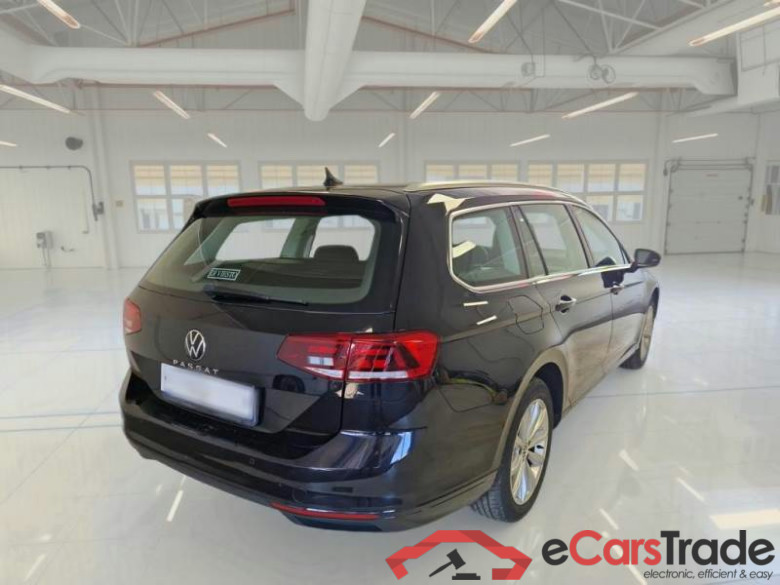 VOLKSWAGEN PASSAT / 2019 / 5P / STATION WAGON VAR. 2.0TDI SCR EVO 110KW BUSINESS DSG #2