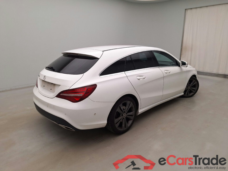 Mercedes CLA 200d SB AMG Aut. LED Navi 1/2 Sport-Leather KeylessGo Klima PDC ... #3