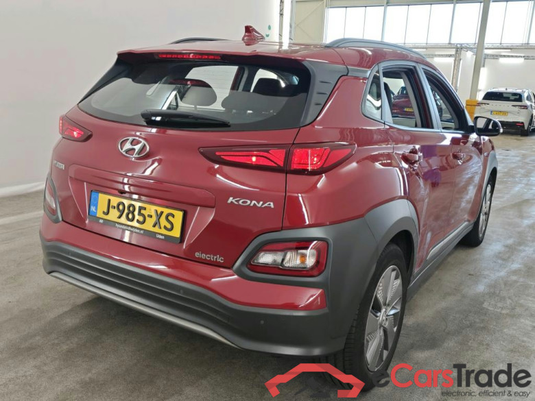 Hyundai KONA Comfort Smart Electric 64 kWh 5d #2
