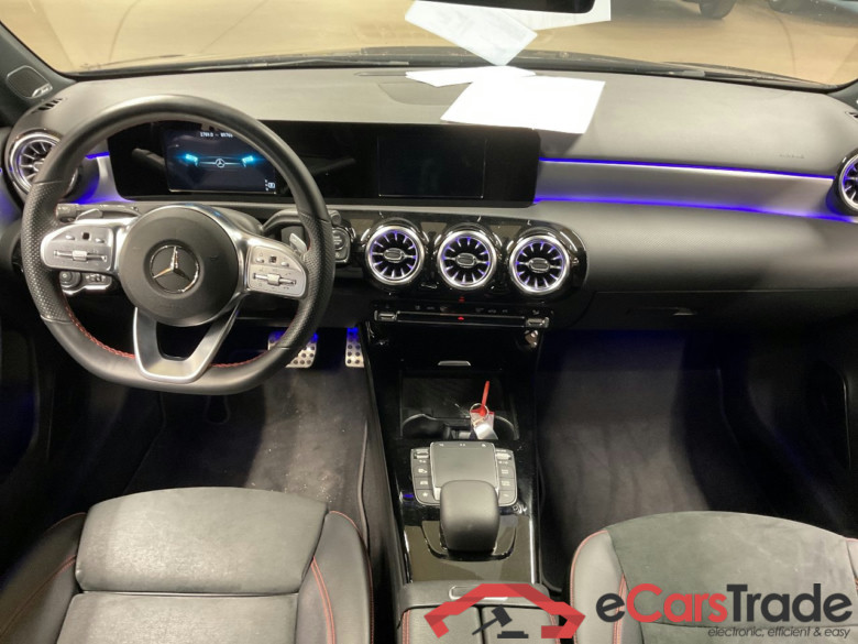 MERCEDES-BENZ A-Klasse A 250 4Matic 7G-DCT AMG Line 5d 165kW #3