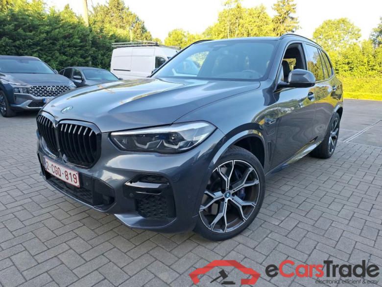 BMW - BMW X5 xDrive45e 394PK M Sport With Vernasca Leather & Innovation With Head Up & Driving Assistant & Parking Assistant Plus & 21 Inch Alloy & Pano  * HYBRID *