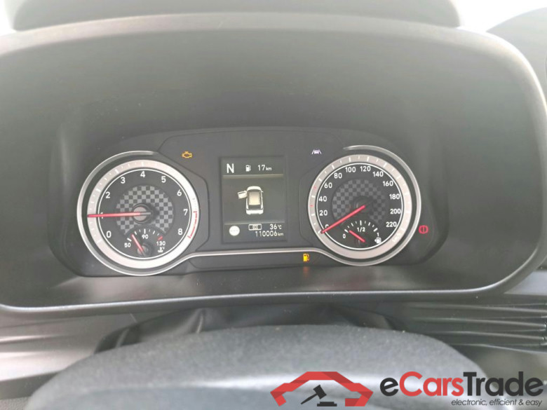 HYUNDAI i20 / 2020 / 5P / berlina con portón 1.0 TGDI 74kW (100CV) 48V Essence #4