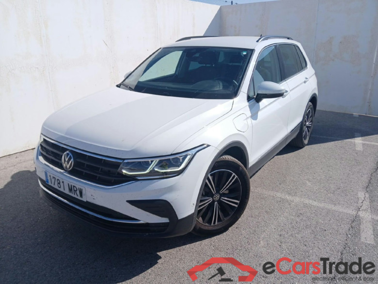 Tiguan Life eHybrid 1.4 TSI 245CV AT6 E6d #1