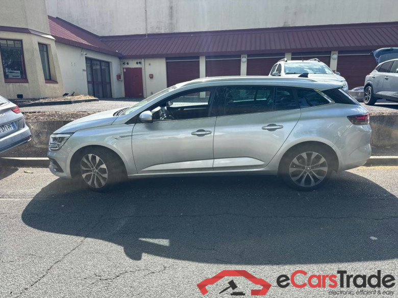 RENAULT Mégane Estate / 2020 / 5P / Break techno TCe 140 EDC #3