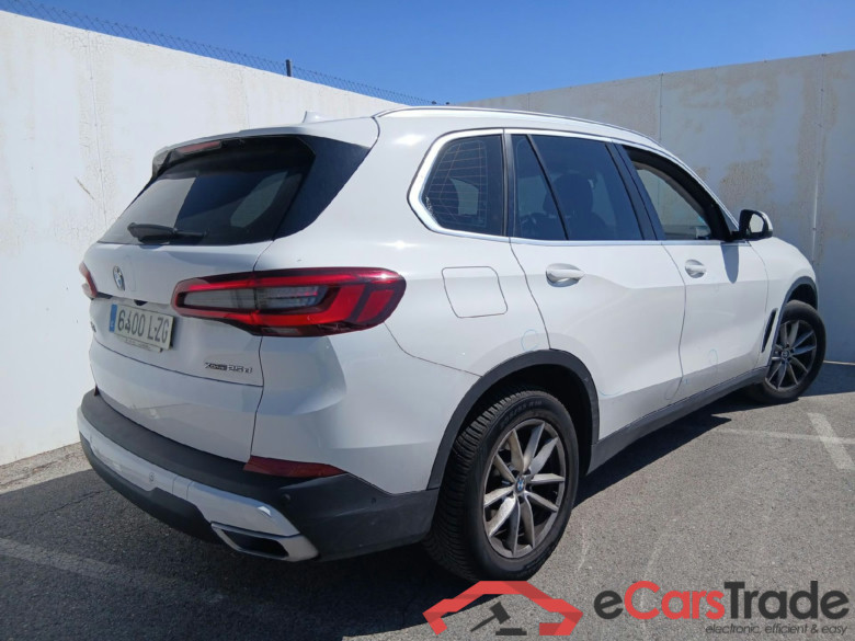 BMW X5 / 2018 / 5P / todoterreno xDrive25d #2