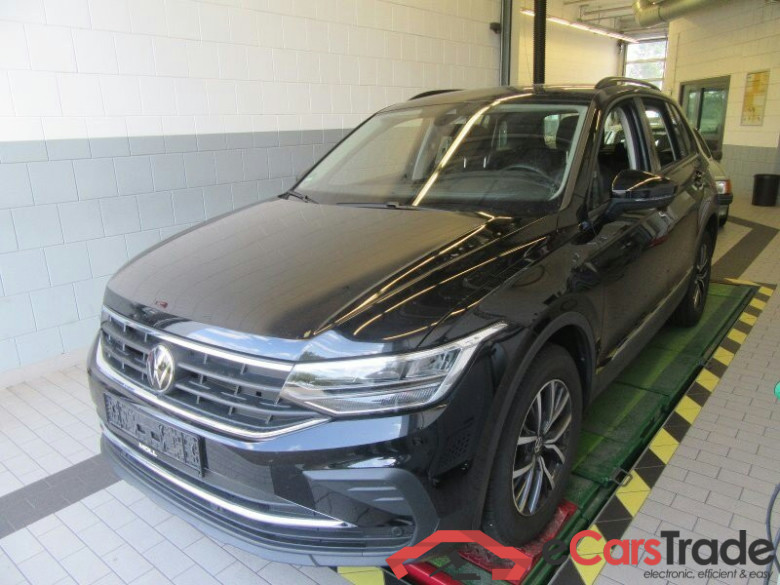 Volkswagen Tiguan (AX1)(07.2020->2024) DE - SUV5 1.5 TSI BMT/Start-Stopp EU6d, Life OPF, (Facelift) 2020 - 2023 #1