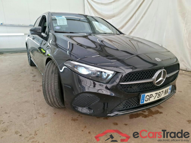 MERCEDES-BENZ Classe A Compact / 2022 / 5P / Berline A 200 Business Line 7G-DCT #4