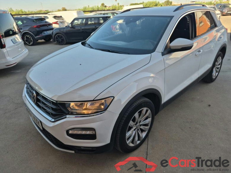 VOLKSWAGEN T-Roc / 2017 / 5P / todoterreno Advance 1.0 TSI 85kW (115CV) #1