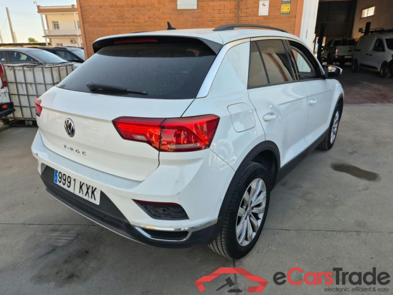 VOLKSWAGEN T-Roc / 2017 / 5P / todoterreno Advance 1.0 TSI 85kW (115CV) #2