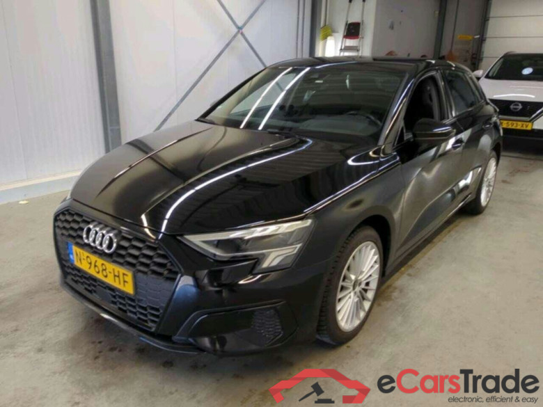 AUDI A3 Sportback 30 TFSI Adv edition