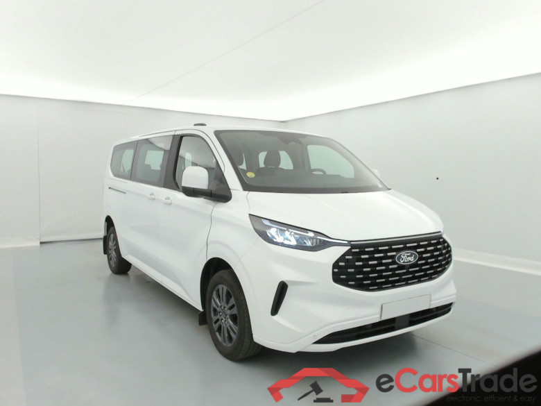 Ford Tourneo Titanium L2H1 320 2.0 EcoBlue 150 ch #1