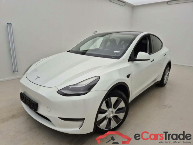 TESLA MODEL Y LONG RANGE AUTOPILOT #1