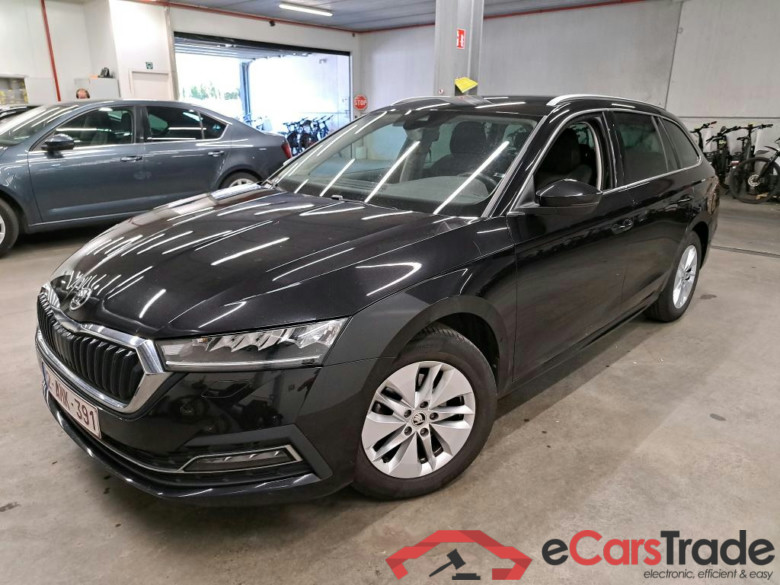 SKODA - SKO OCTAVIA COMBI 1.0 TSI 110PK Ambition & Adaptive Cruise Control & Removable Trailer Hook * PETROL *
