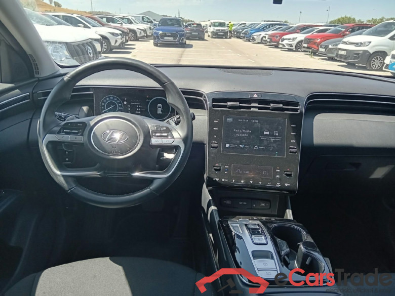 HYUNDAI Tucson / 2020 / 5P / todoterreno 1.6 TGDI PHEV 195kW Maxx Auto 4X4 #3