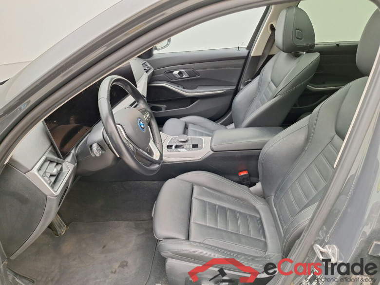 BMW, 3-serie T FL'22 PHEV, BMW 3 Reeks Touring 330e (215 kW) 5d #3