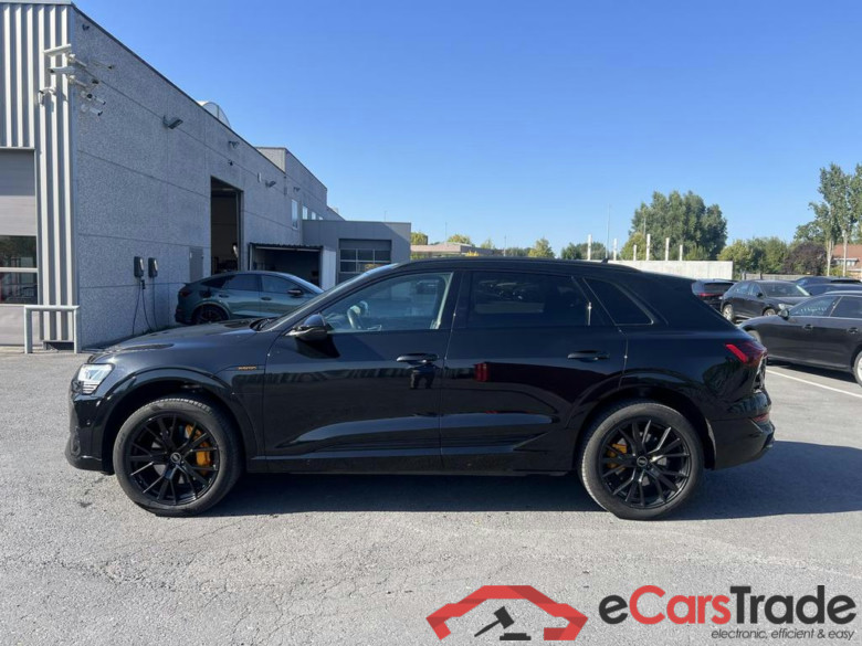 AUDI e-tron 71 kWh 50 Quattro S line #1