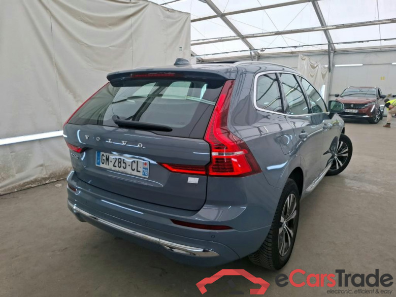 VOLVO XC60 / 2021 / 5P / SUV Recharge T6 350 Geartronic 8 Start #3