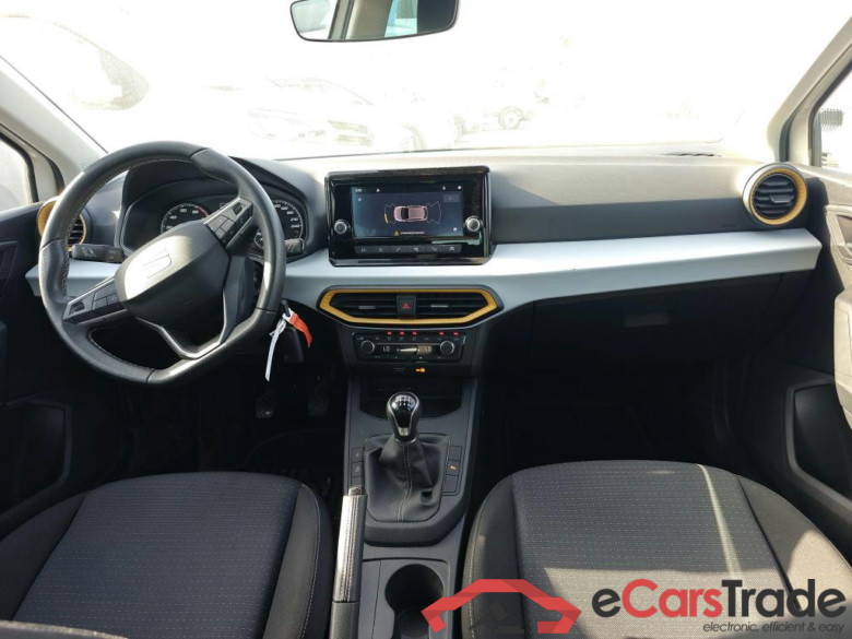 SEAT Ibiza / 2017 / 5P / berlina con portón 1.0 TSI 81kW (110CV) Style Plus (AC2) #3