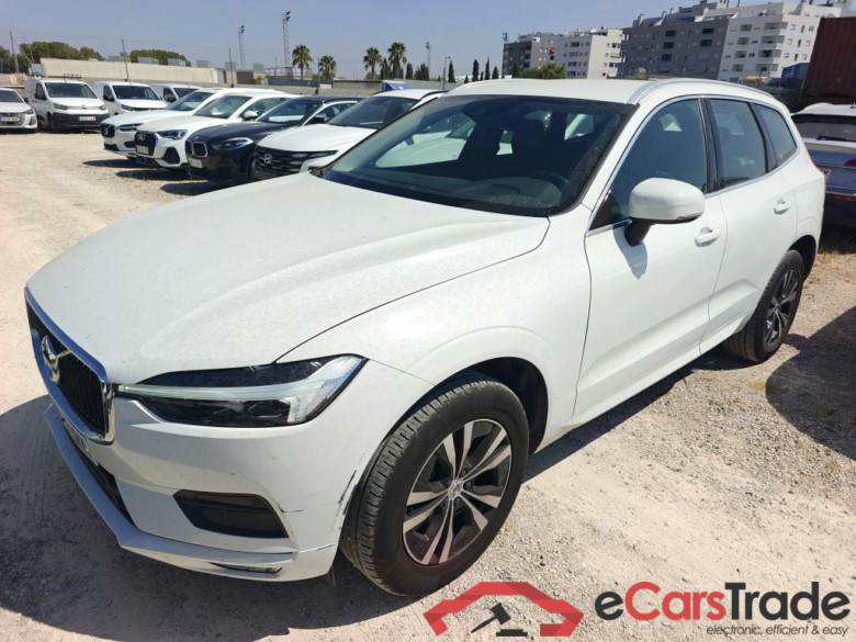 VOLVO XC60 / 2017 / 5P / todoterreno 2.0 B4 D Momentum Pro Auto