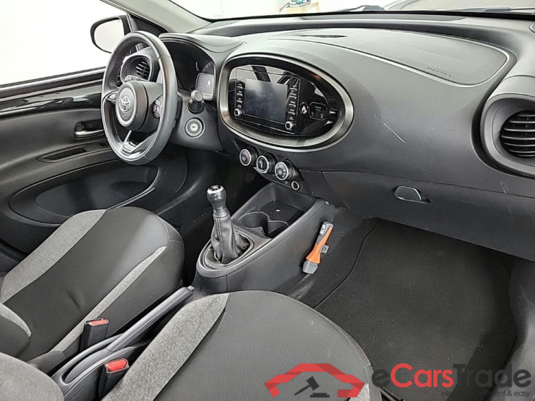 TOYOTA Aygo X 1.0 VVT-I MT play 5D 53kW #6