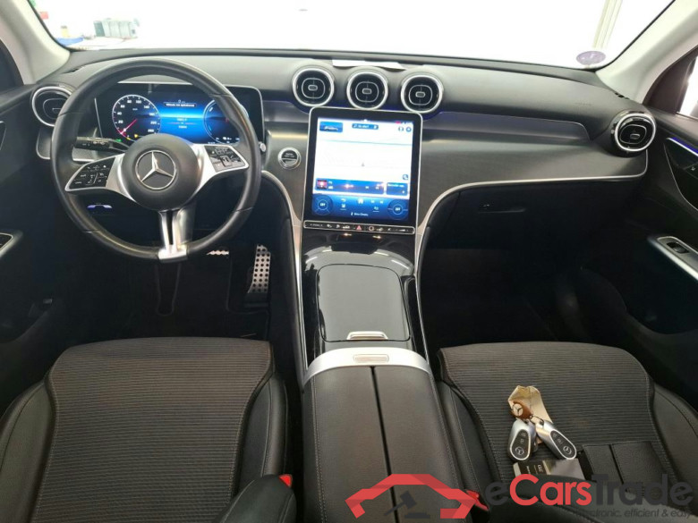 MERCEDES-BENZ GLC / 2022 / 5P / SUV GLC 300 e Business Line 4MATIC #5
