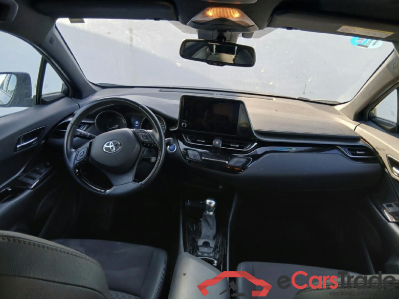 TOYOTA C-HR / 2019 / 5P / todoterreno 2.0 180H Advance #3