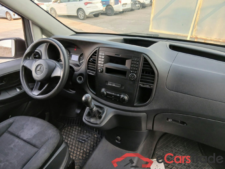 MERCEDES-BENZ Vito / 2014 / 4P / furgón 111 CDI Larga #3