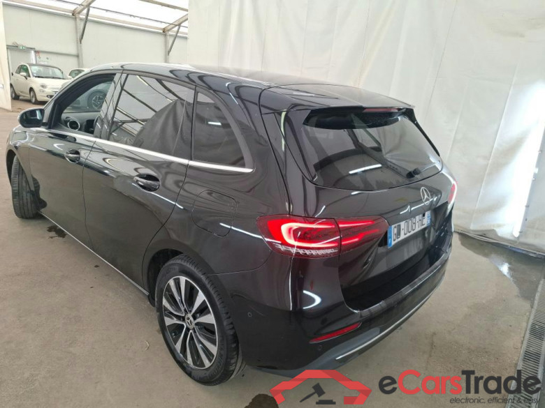 MERCEDES-BENZ Classe B / 2019 / 5P / monospace B 180 d Business Line Edition BA8 #2