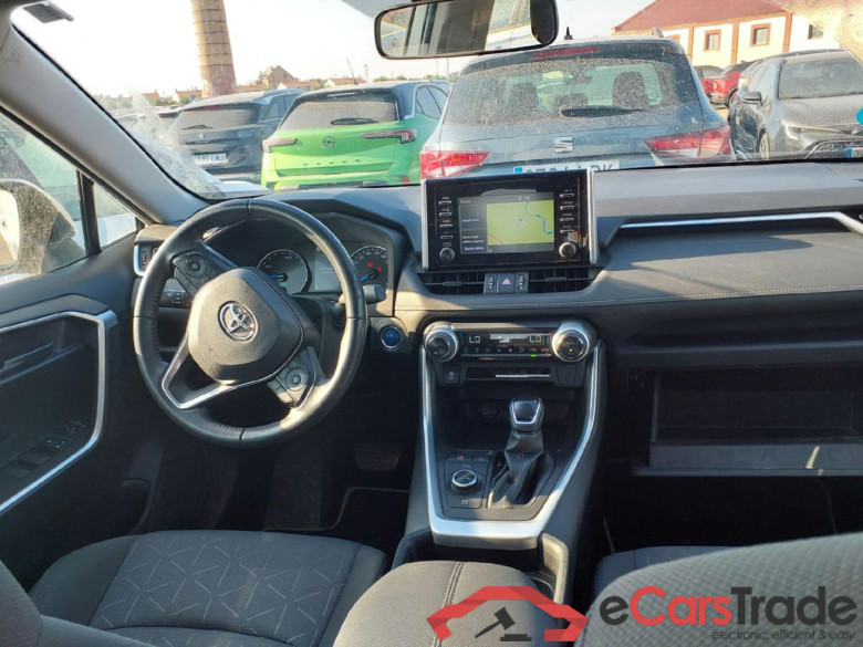 TOYOTA Rav4 / 2018 / 5P / todoterreno 2.5l 220H Business 4WD #3