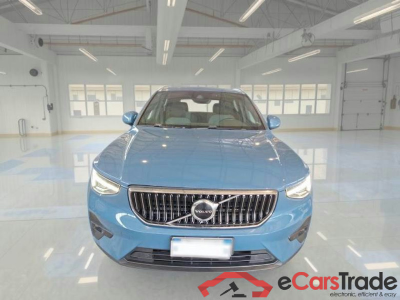 VOLVO XC40 / 2021 / 5P / SUV T5 RECHARGE PLUG-IN AUTO PLUS BRIGHT #6