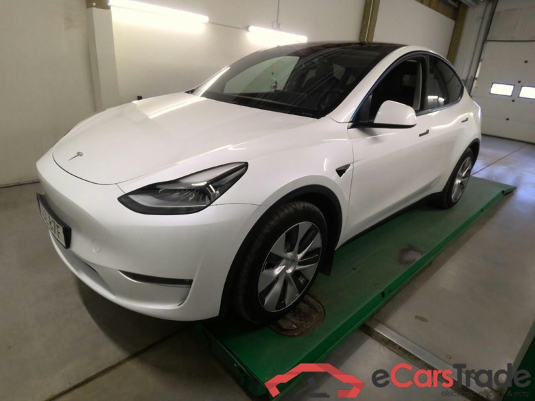 Tesla Model Y Long-Range AWD #1