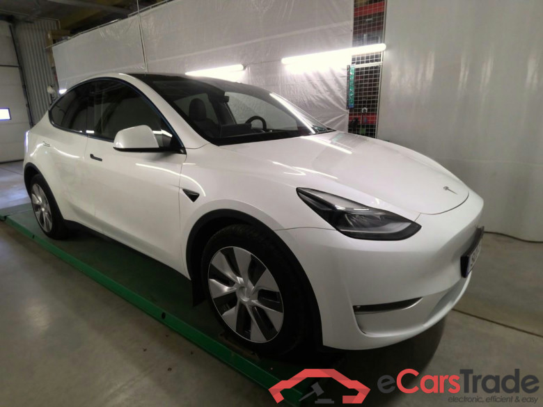 Tesla Model Y Long-Range AWD #2