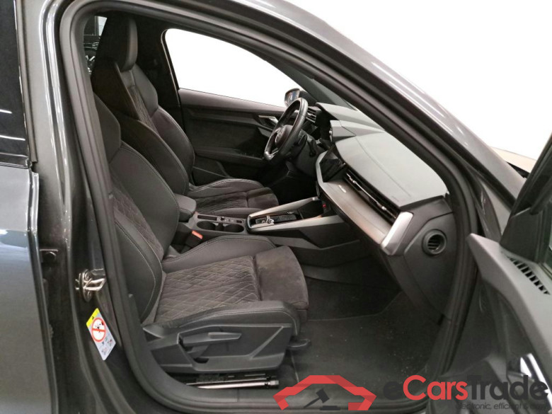 AUDI - AUD A3 SB 35 TDi 150PK S-Tronic S line Pack Platinum With Heated Sport Seats & Matrix LED & B&O Sound & Shadow Look #3