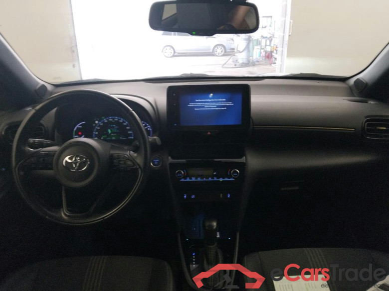 TOYOTA Yaris Cross / 2021 / 5P / todoterreno 1.5 120H Adventure #3