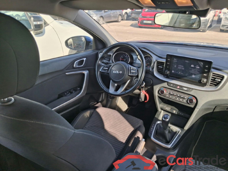 KIA XCeed / 2019 / 5P / todoterreno 1.0 T-GDi Drive 88kW (120CV) #3