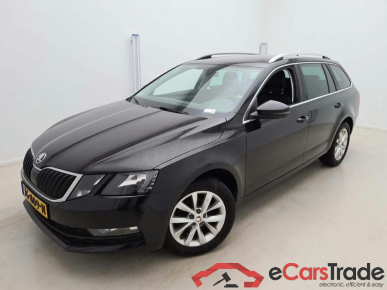 SKODA Octavia Combi 1.6 TDI Clever Ed.