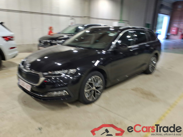 SKODA OCTAVIA COMBI 2.0 CRTDI 85KW DSG7 CLEVER #1