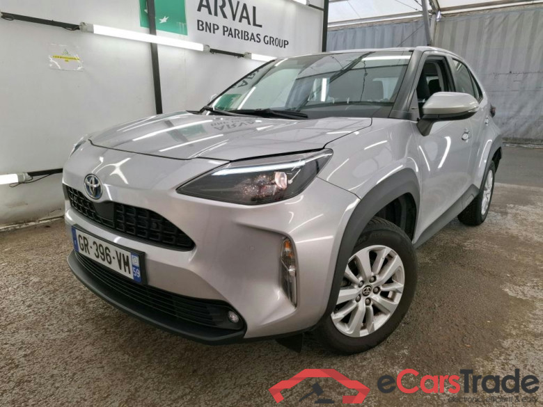 TOYOTA Yaris Cross Hybride / 2021 / 5P / SUV 1.5 HYBRID 116H DYNAMIC BUSINESS BEY AWD