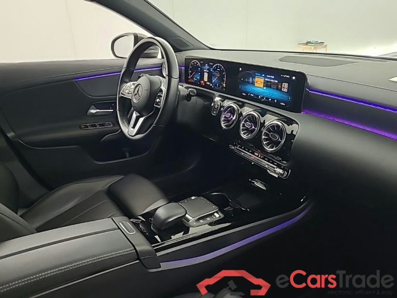 MERCEDES-BENZ CLA Shooting Brake CLA 200 DCT Bus. Solution Luxury 5D 120kW #6
